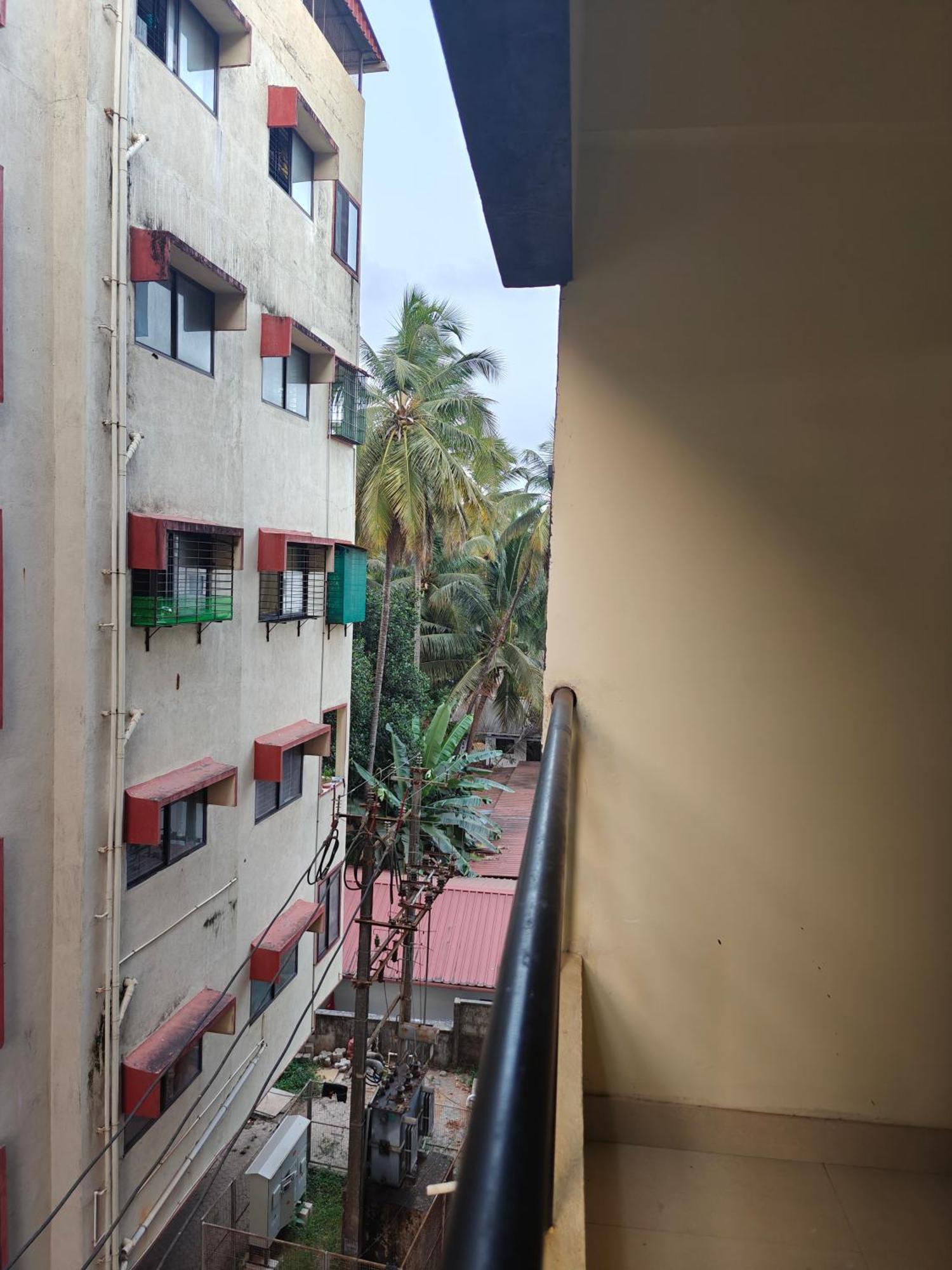 Apartment Sri Vidya Palace *